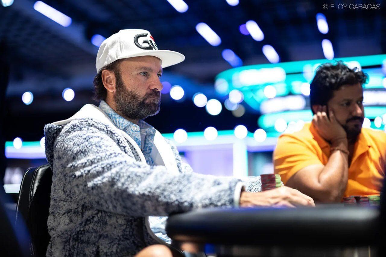 Negreanu y Deeb caen en el $50 000 PPC de WSOP