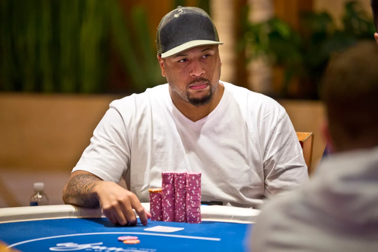 # Acusan de fraude a un exjugador de Hustler Casino Live