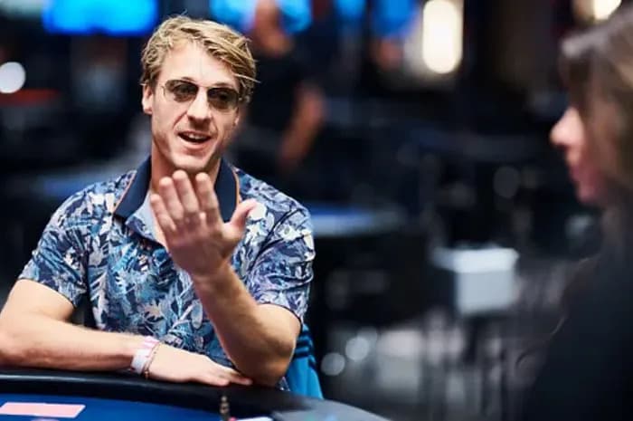 Royal flush in the EPT Main Event