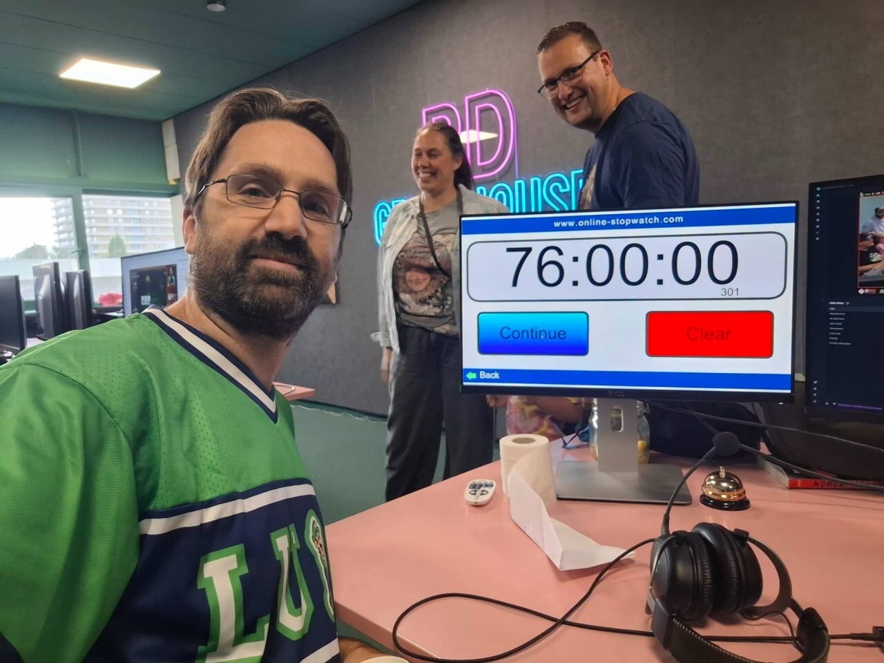 Un jugador de póker neerlandés disputó un maratón de 76 horas por el récord Guinness