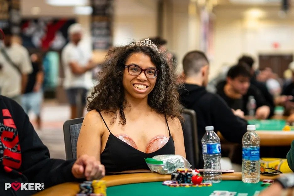 «Я сыграла на WSOP, сцеживая грудное молоко». Кейтлин Арнвайн — о совмещении материнства с живыми турнирами